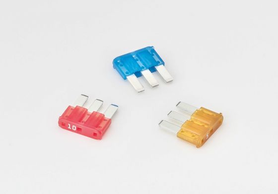 Vert automatique de Mini Blade Fuse 30A 58V de voiture de micro lombo-sacré de profil pour Infiniti Subaru Acura Mazda des véhicules à moteur
